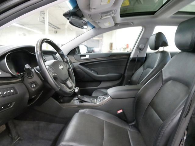 Used 2014 Kia Cadenza Premium w/ Technology Package image 8