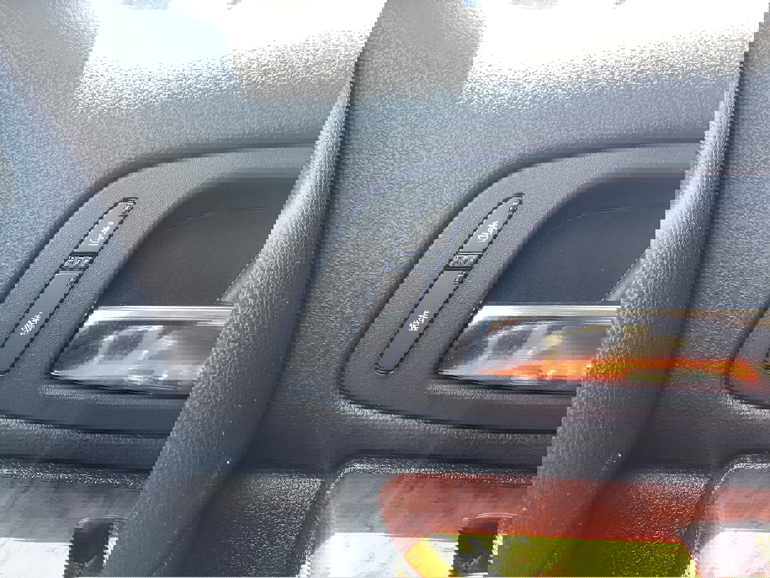 Used 2013 GMC Yukon SLT image 25