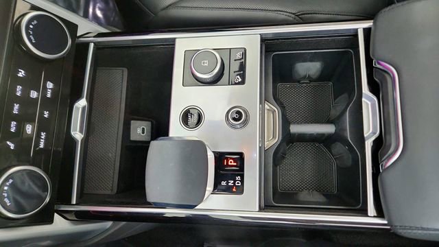 Used 2023 Land Rover Range Rover SE AWD/4WD image 49