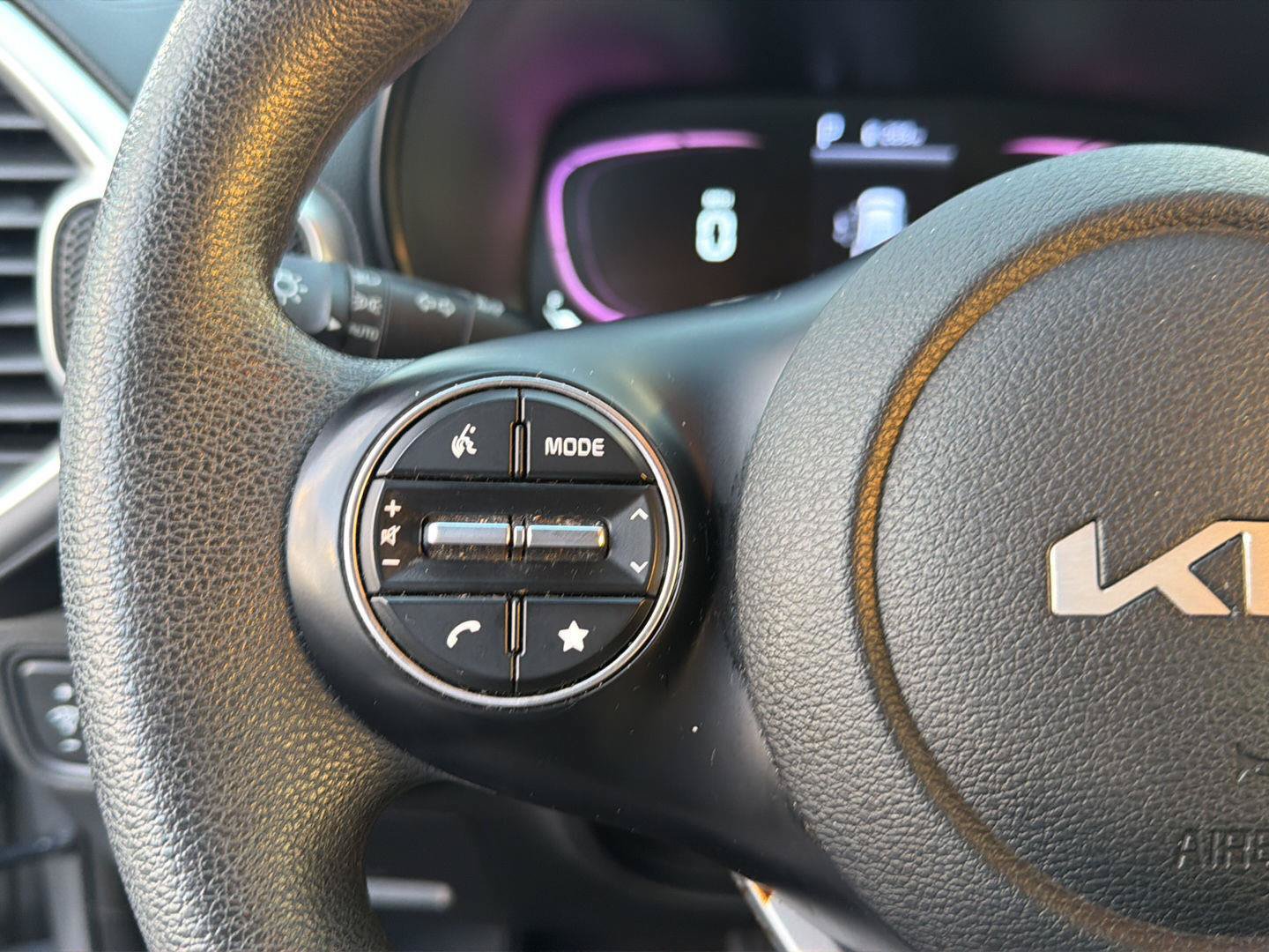 Used 2024 Kia Soul LX w/ Option Group 015 FWD image 20
