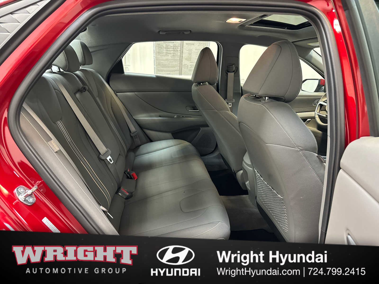 Used 2024 Hyundai Elantra SEL w/ Convenience Package image 16