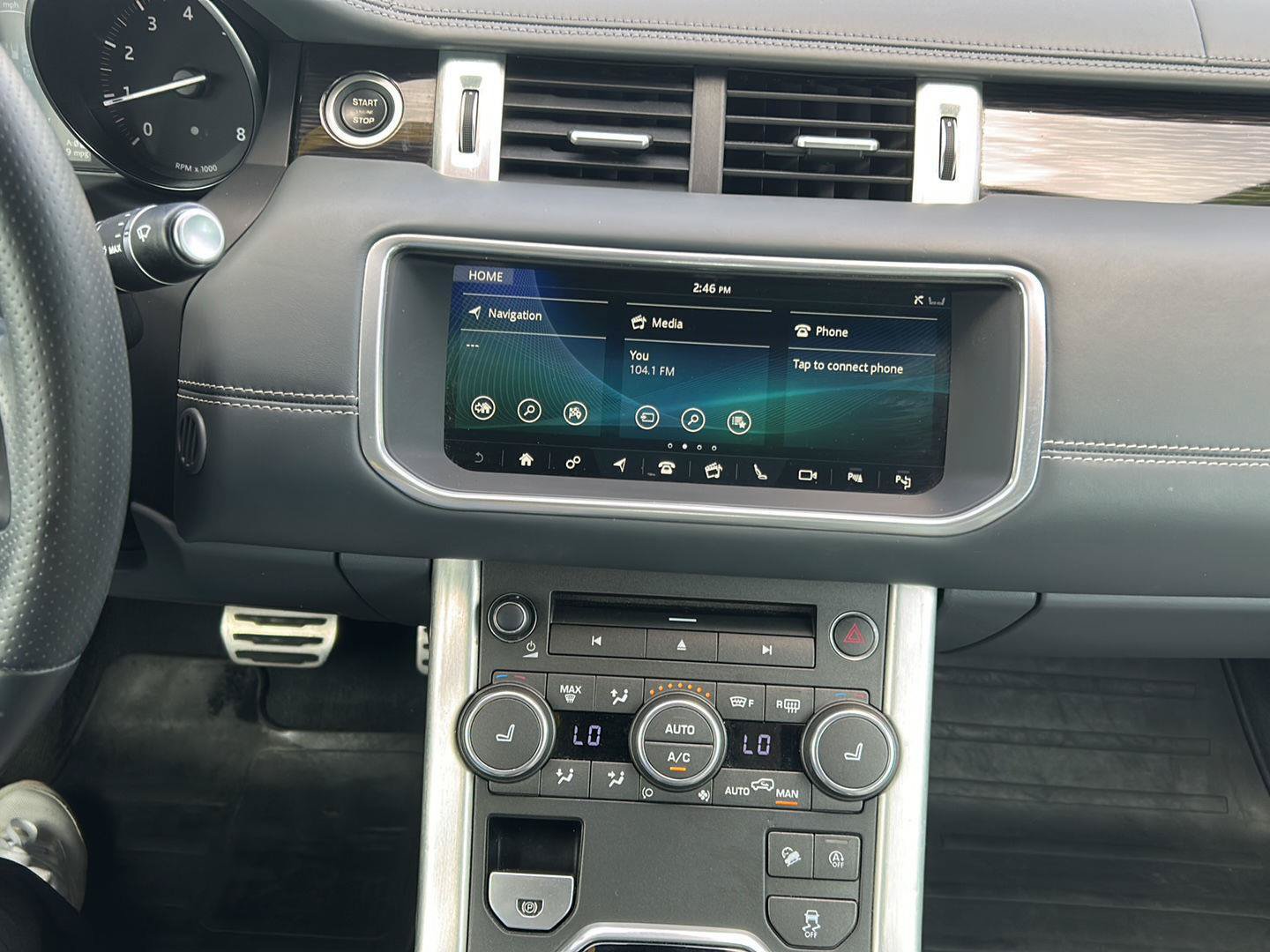 Used 2019 Land Rover Range Rover Evoque HSE Dynamic AWD/4WD image 13