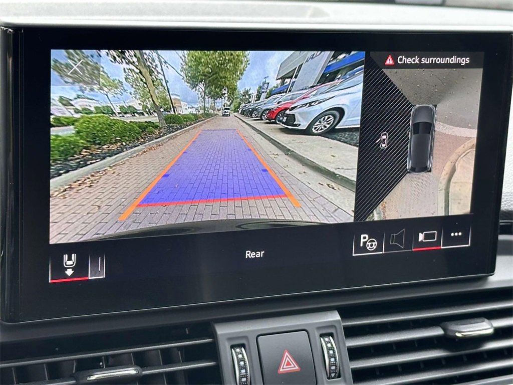 Used 2021 Audi Q5 e Prestige image 9