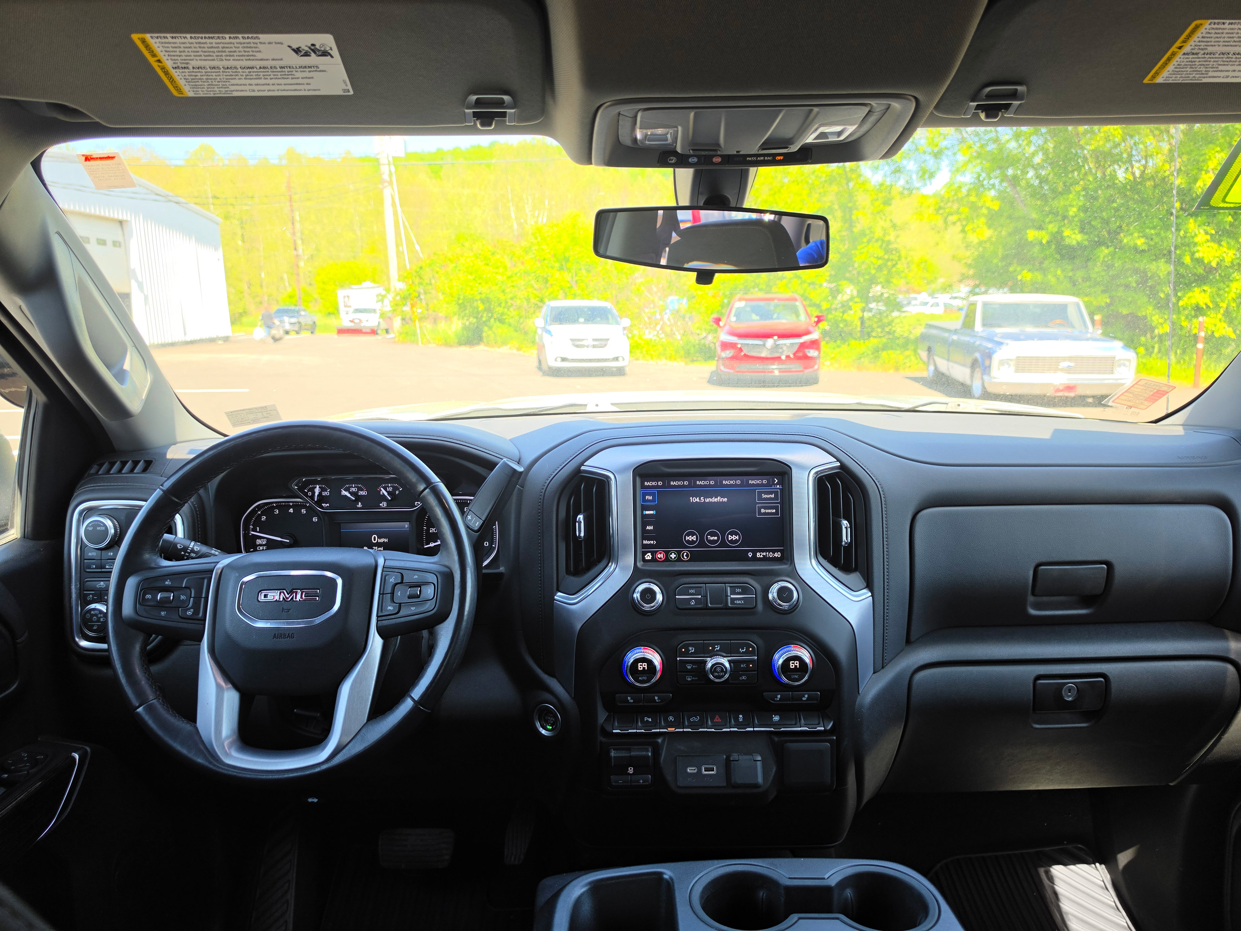 Used 2021 GMC Sierra 1500 SLE w/ Driver Alert Package I AWD/4WD image 15