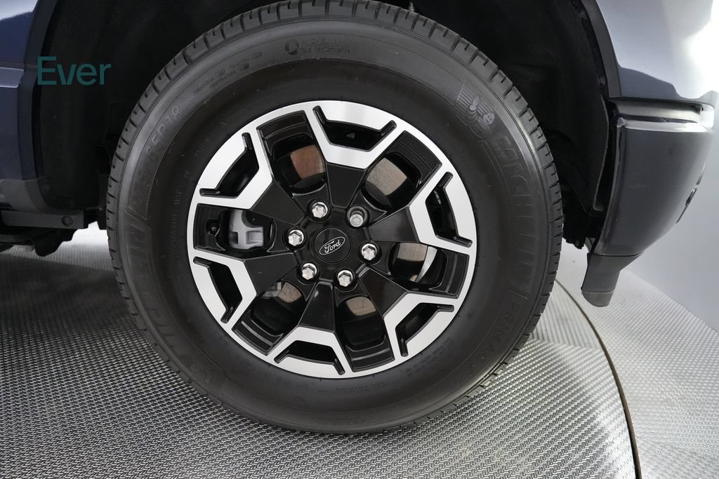 Used 2023 Ford F150 Lightning XLT AWD/4WD image 10