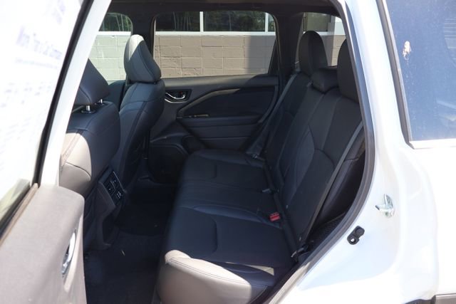 New 2026 Subaru Forester Limited AWD/4WD image 19