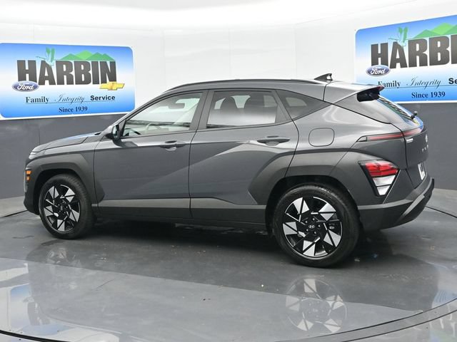 Used 2025 Hyundai Kona SEL FWD image 3