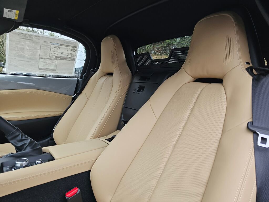 New 2025 MAZDA MX-5 Miata Grand Touring w/ Appearance Package image 12