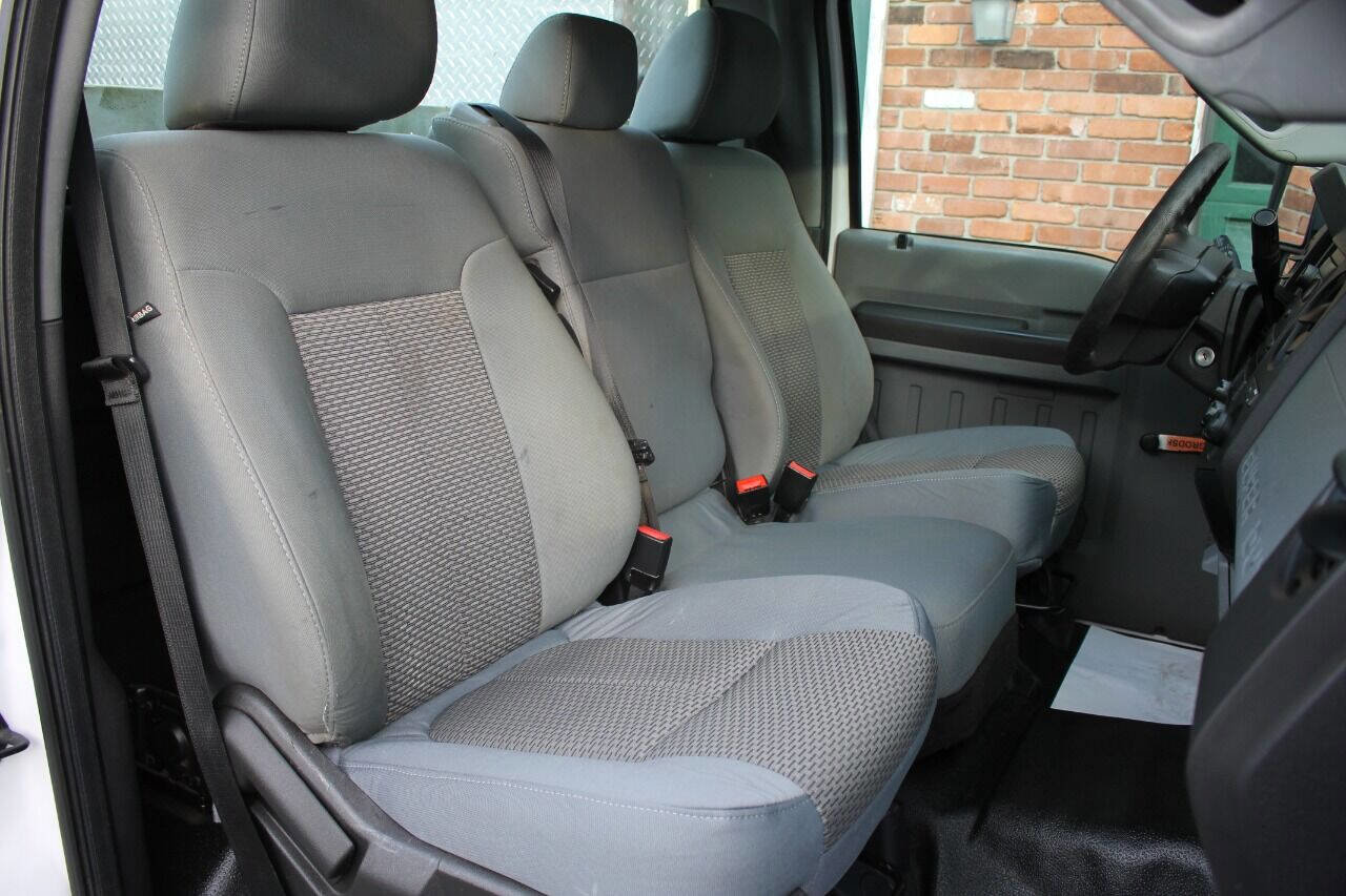 Used 2012 Ford F250 XL image 35