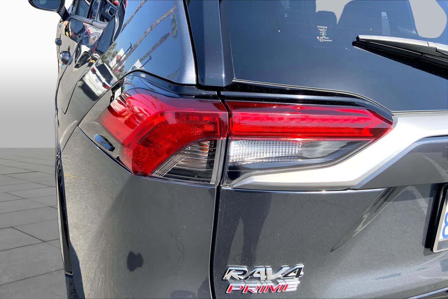Used 2021 Toyota RAV4 XSE w/ Weather Package AWD/4WD image 28