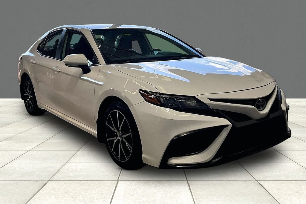 Used 2023 Toyota Camry SE FWD image 10