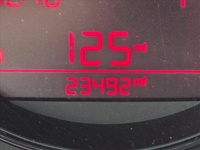Used 2013 Volkswagen Beetle 2.5 FWD image 11