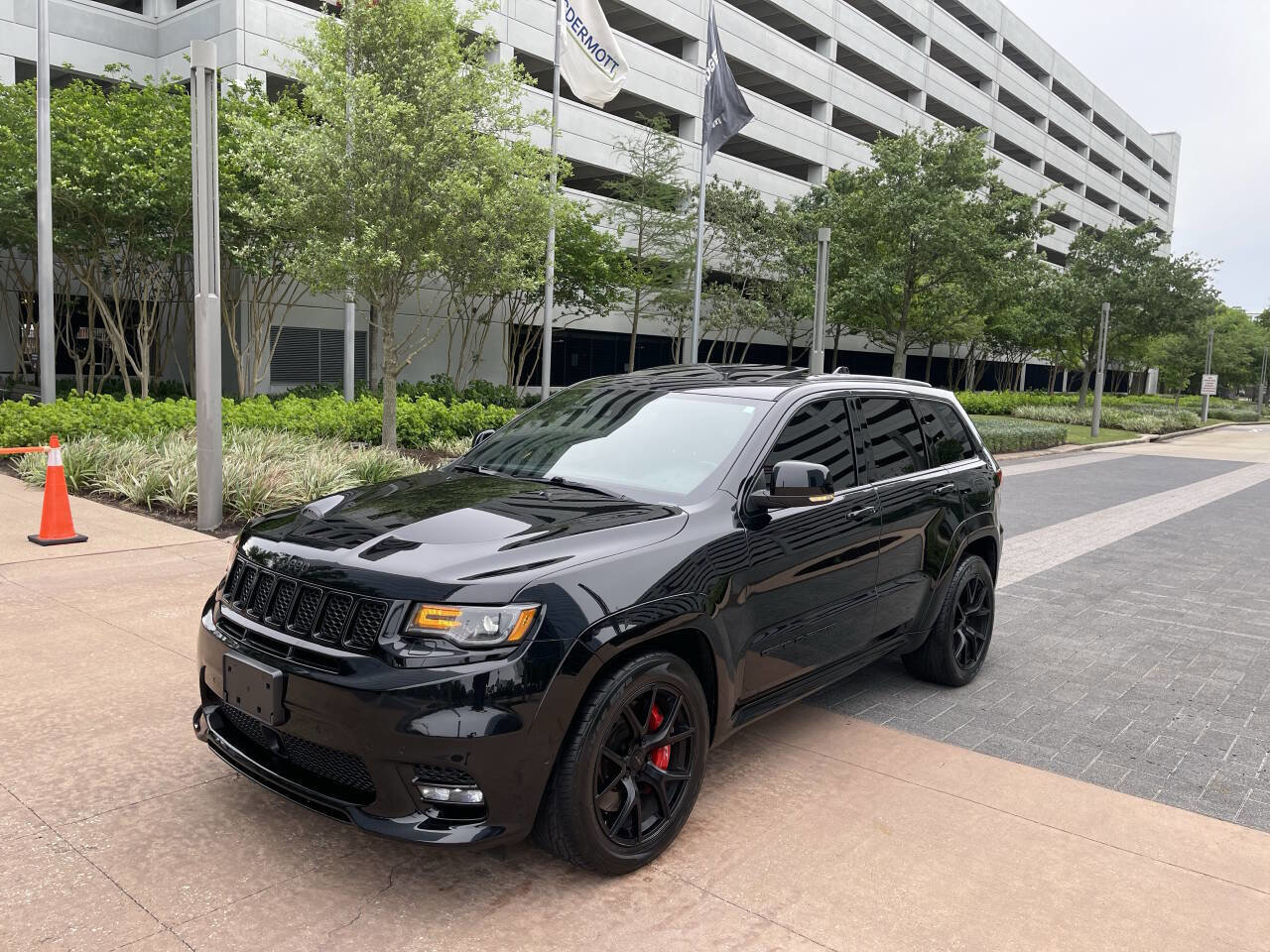 Used 2021 Jeep Grand Cherokee SRT AWD/4WD image 32