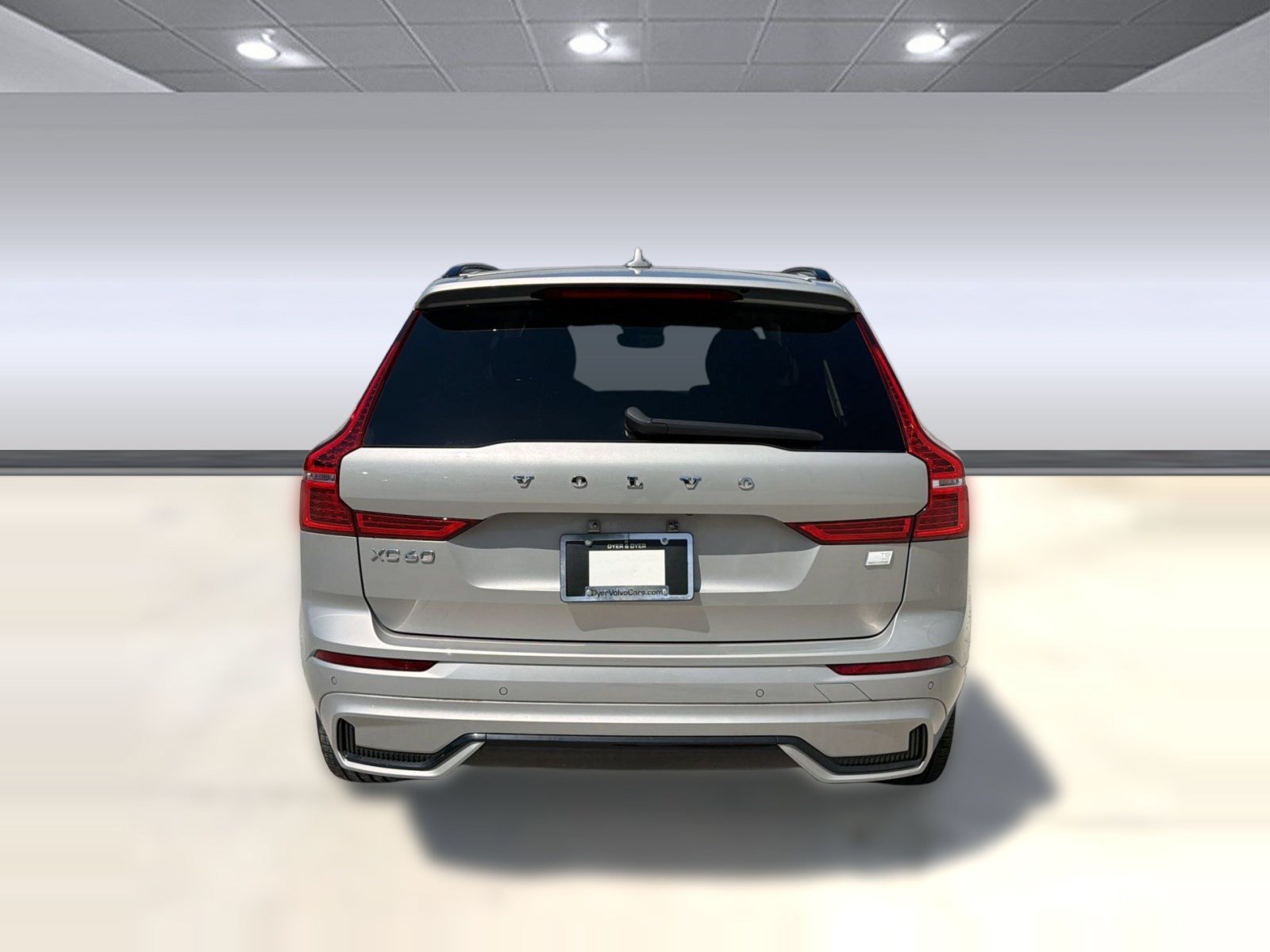 Certified 2023 Volvo XC60 T8 Plus w/ Climate Package AWD/4WD image 10