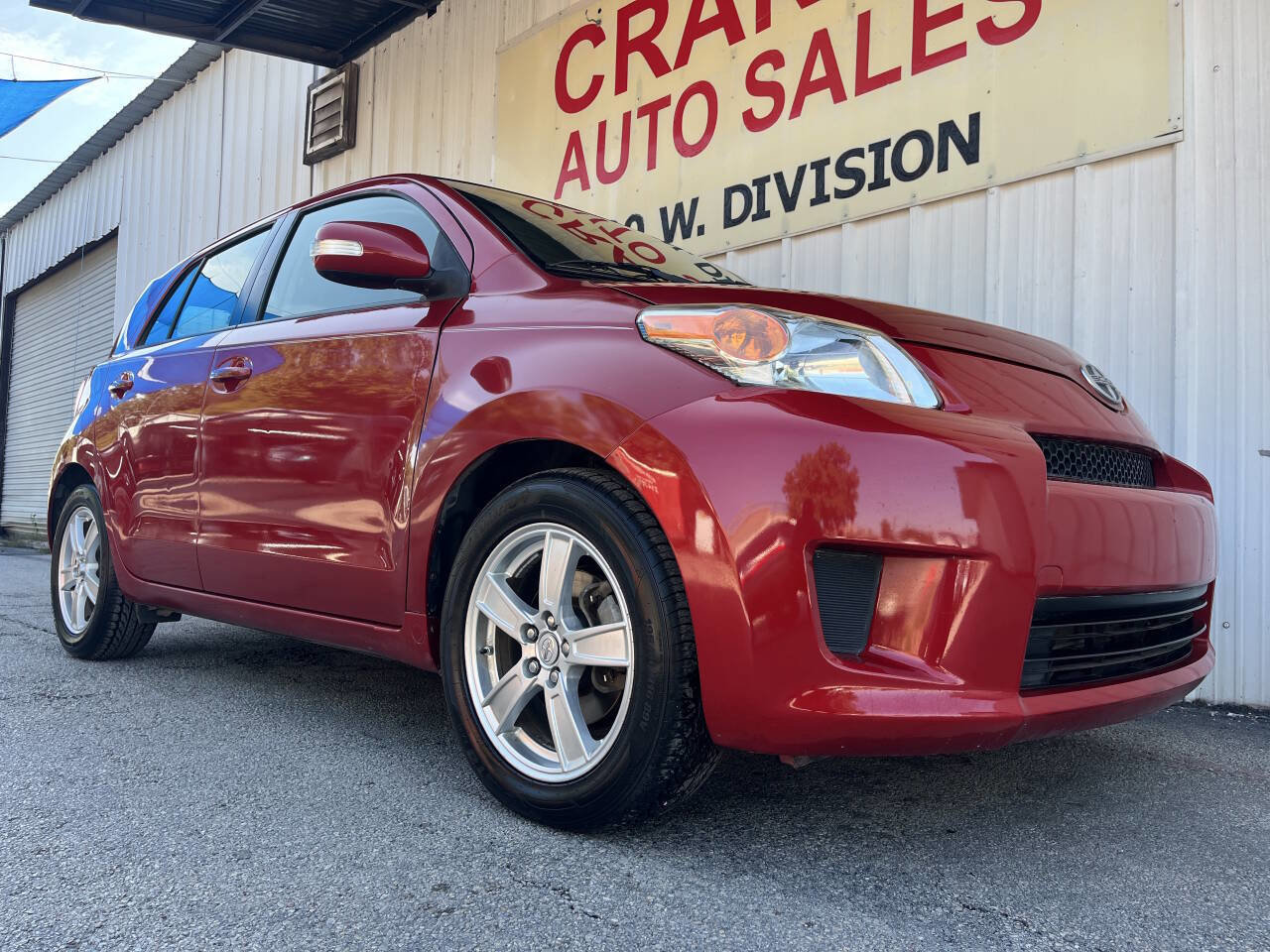 Used 2014 Scion xD image 30