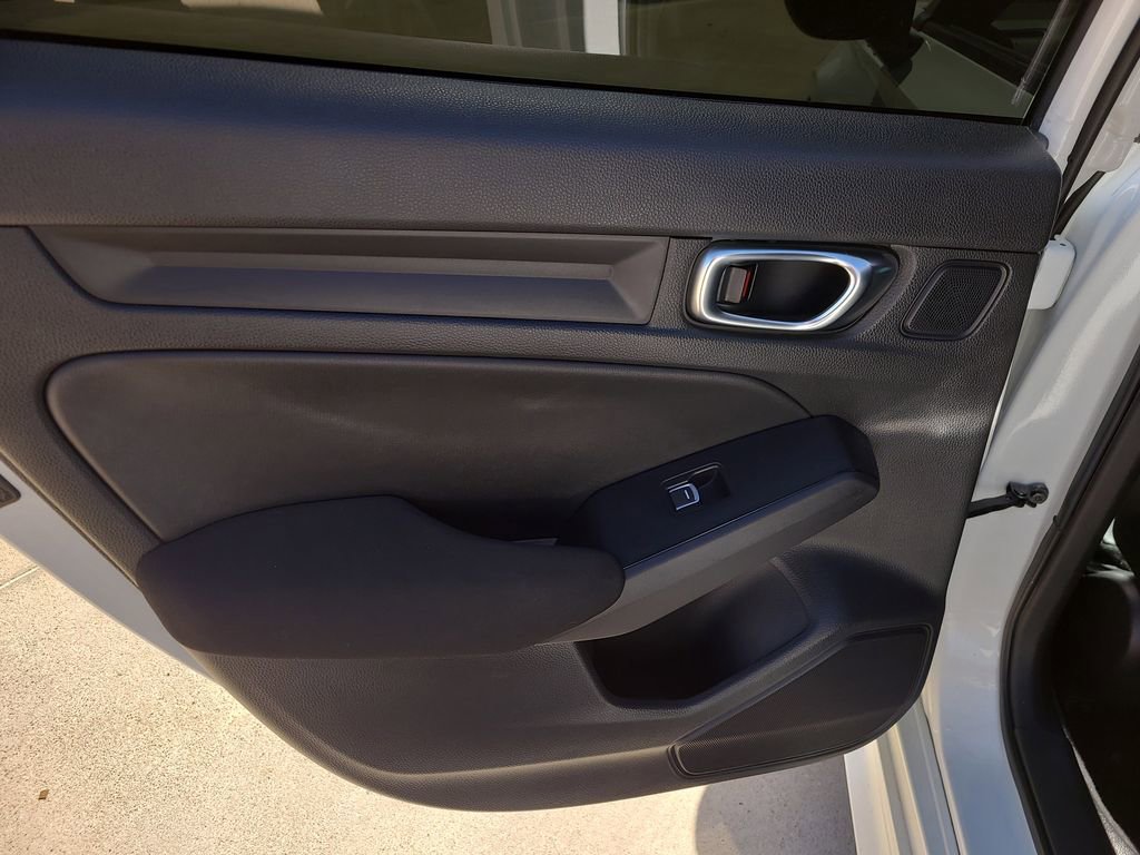Used 2022 Honda Civic Sport image 12