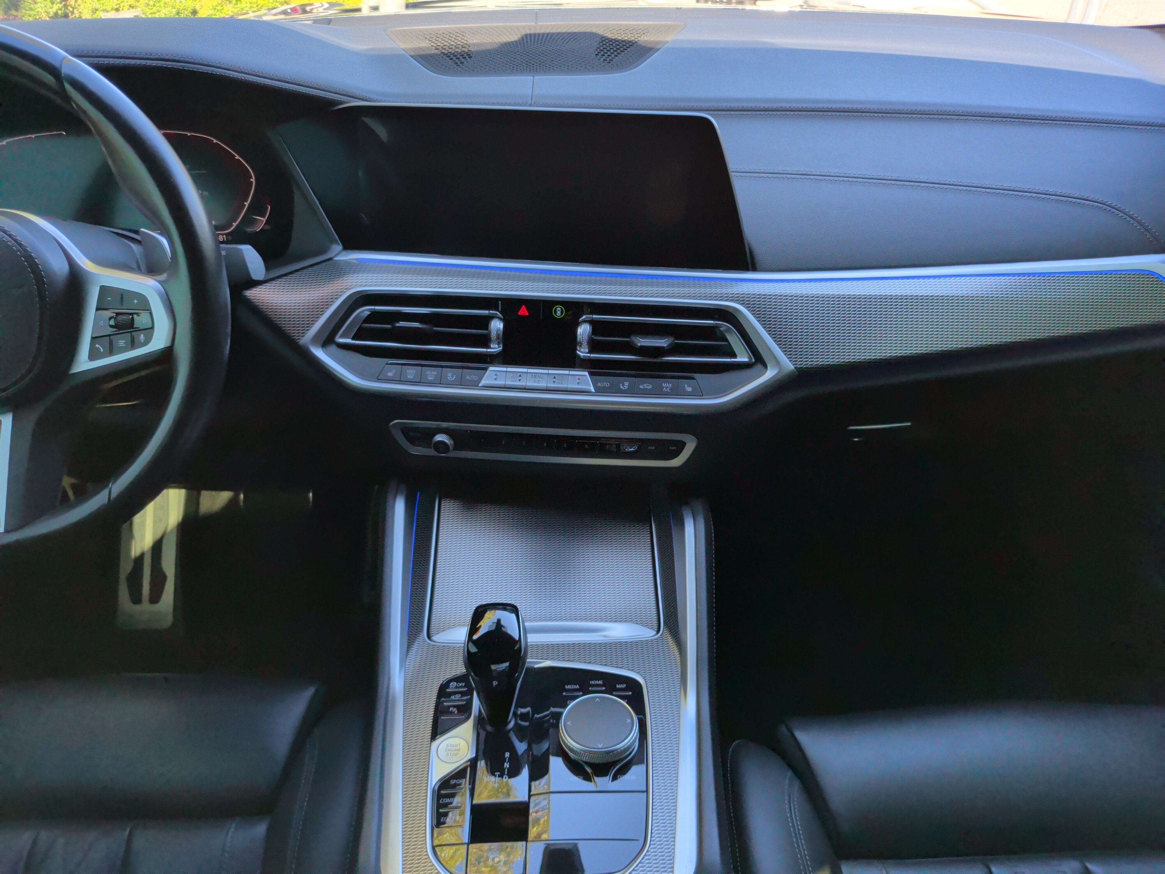 Used 2023 BMW X6 xDrive40i AWD/4WD image 34