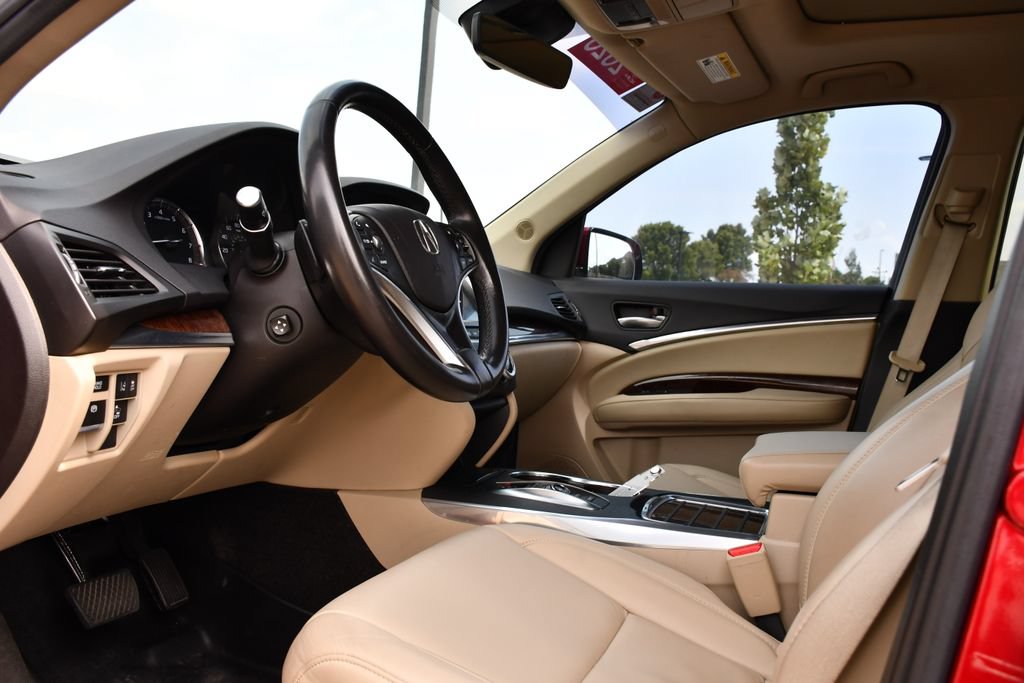 Used 2020 Acura MDX SH-AWD image 17