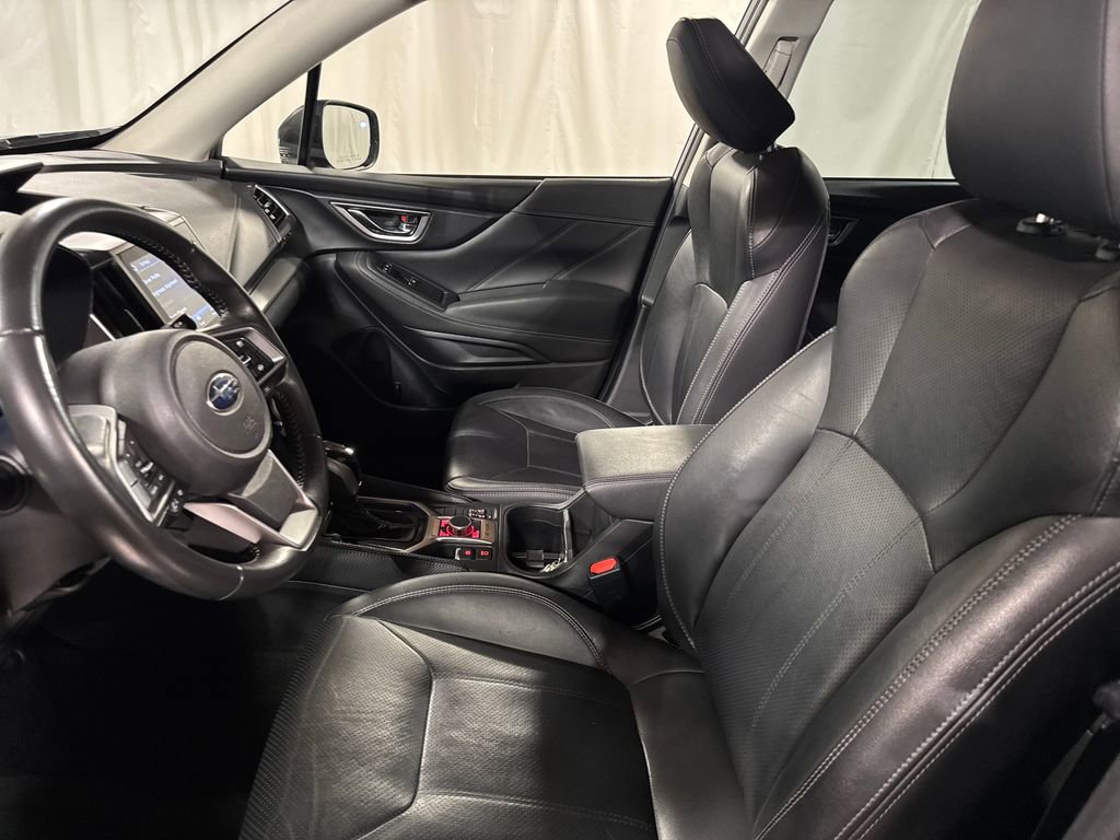 Used 2020 Subaru Forester Limited w/ Popular Package #3 AWD/4WD image 3
