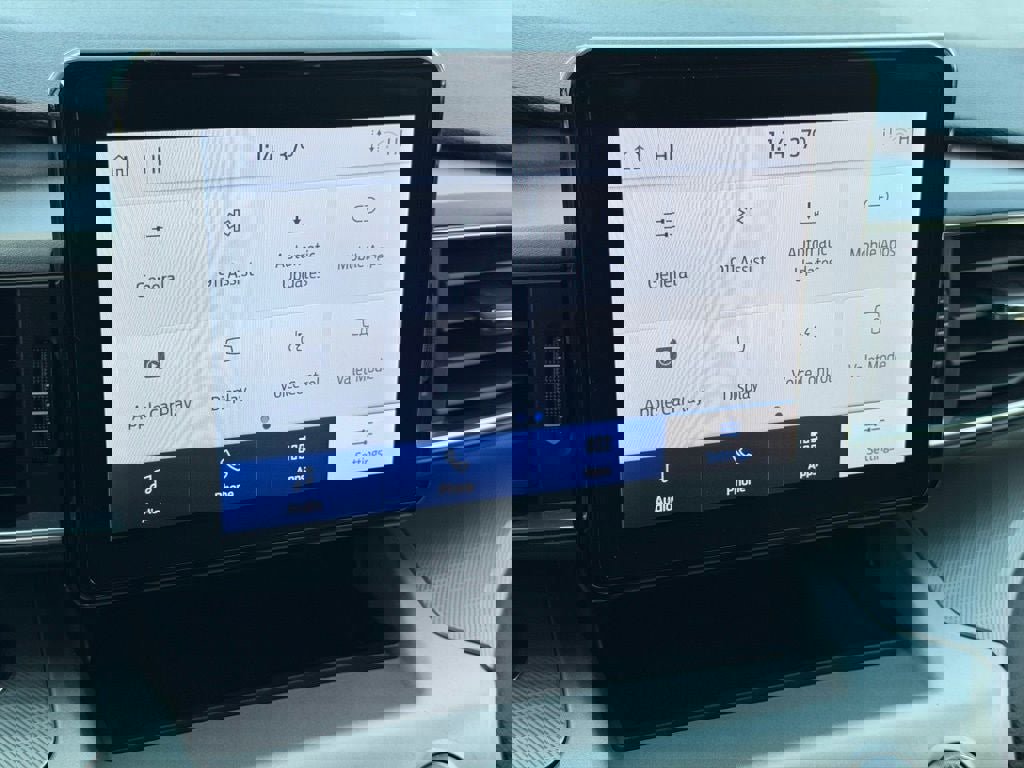 Certified 2022 Ford Explorer XLT w/ Equipment Group 202A image 37