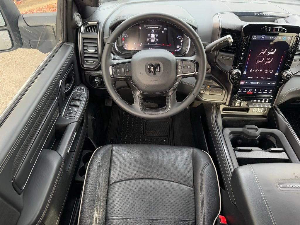 Used 2024 RAM 2500 Limited AWD/4WD image 22