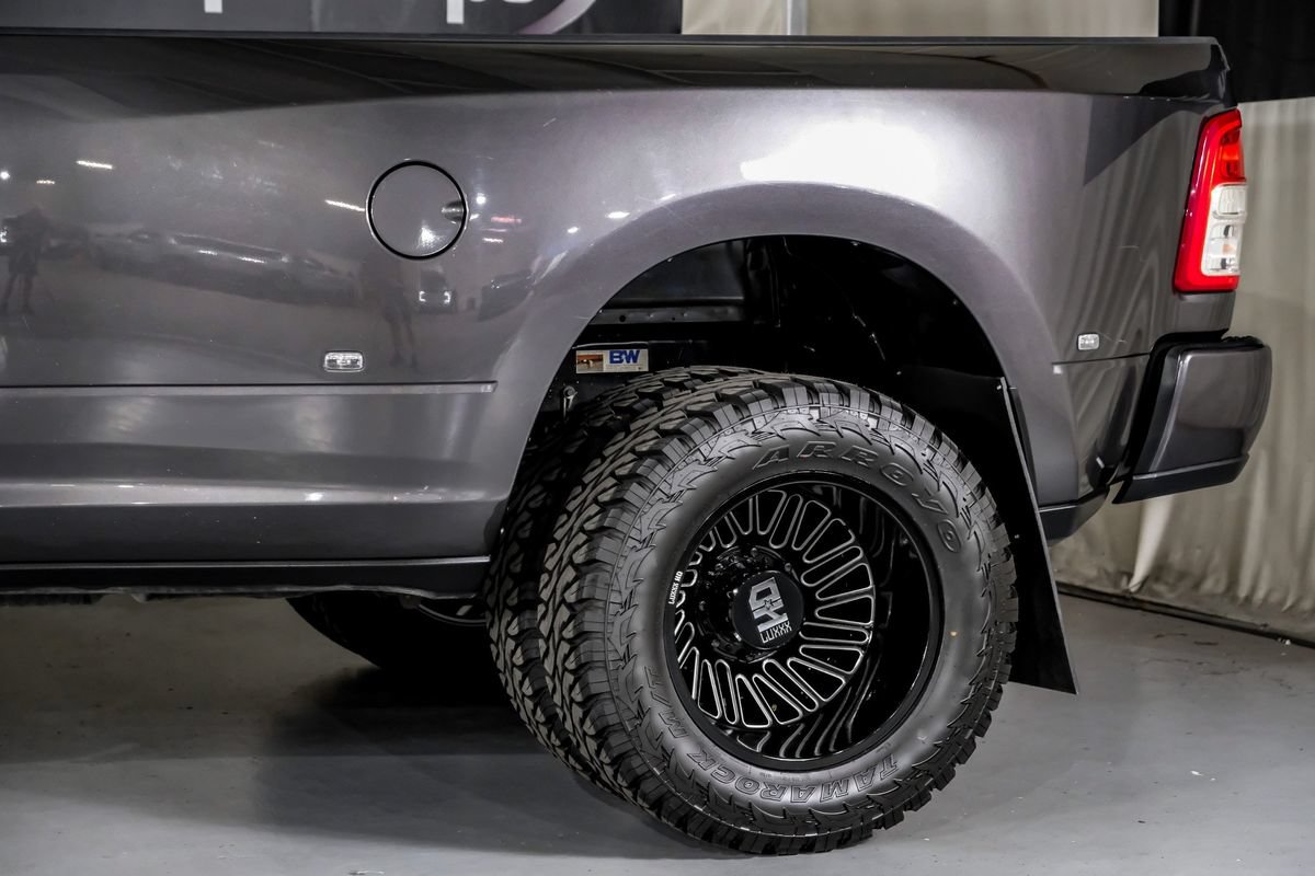 Used 2024 RAM 3500 Tradesman w/ Chrome Appearance Group AWD/4WD image 14