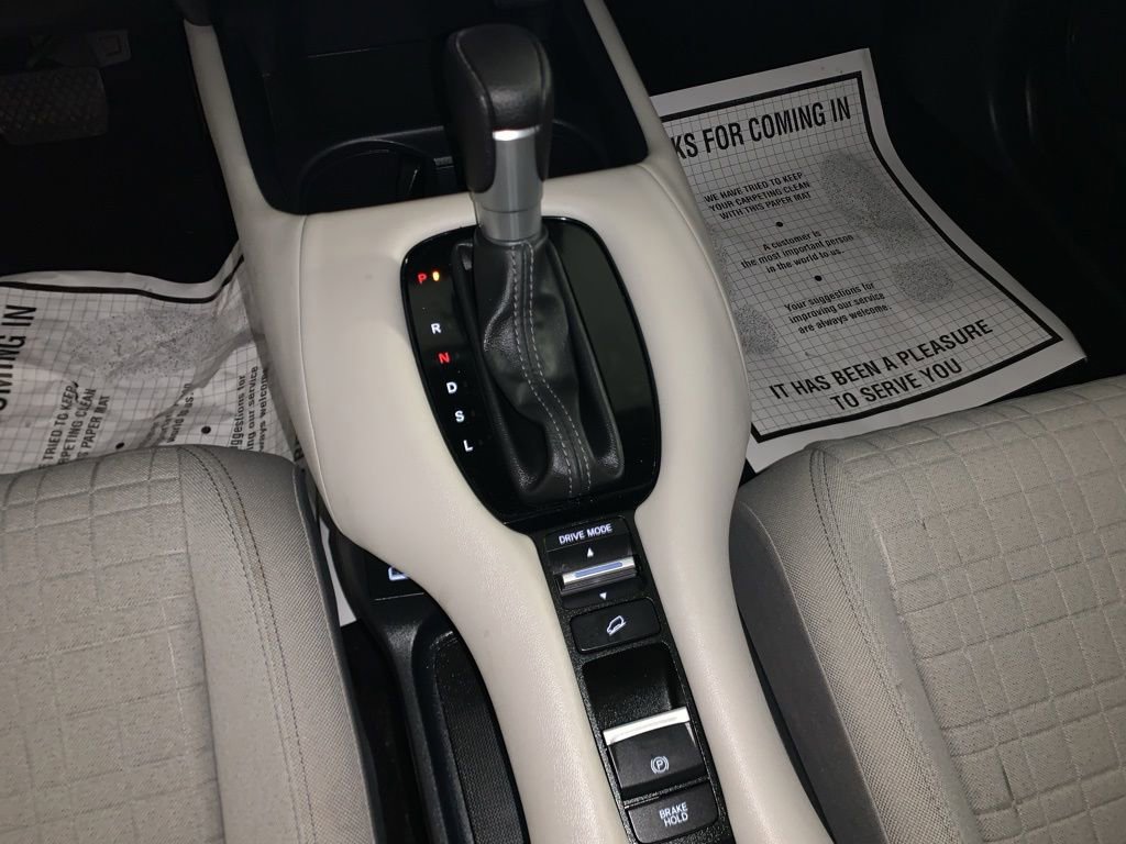 Used 2023 Honda HR-V LX image 18