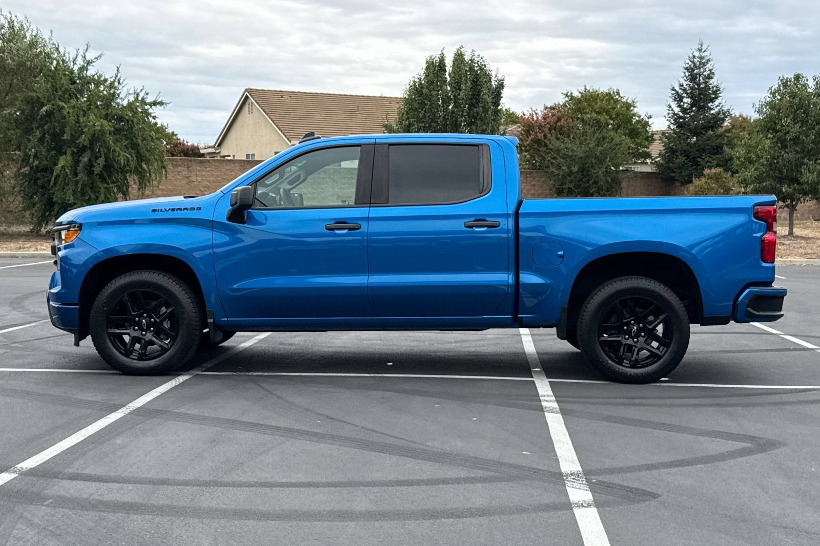 Used 2023 Chevrolet Silverado 1500 Custom w/ LPO, Dark Essentials Package RWD image 13