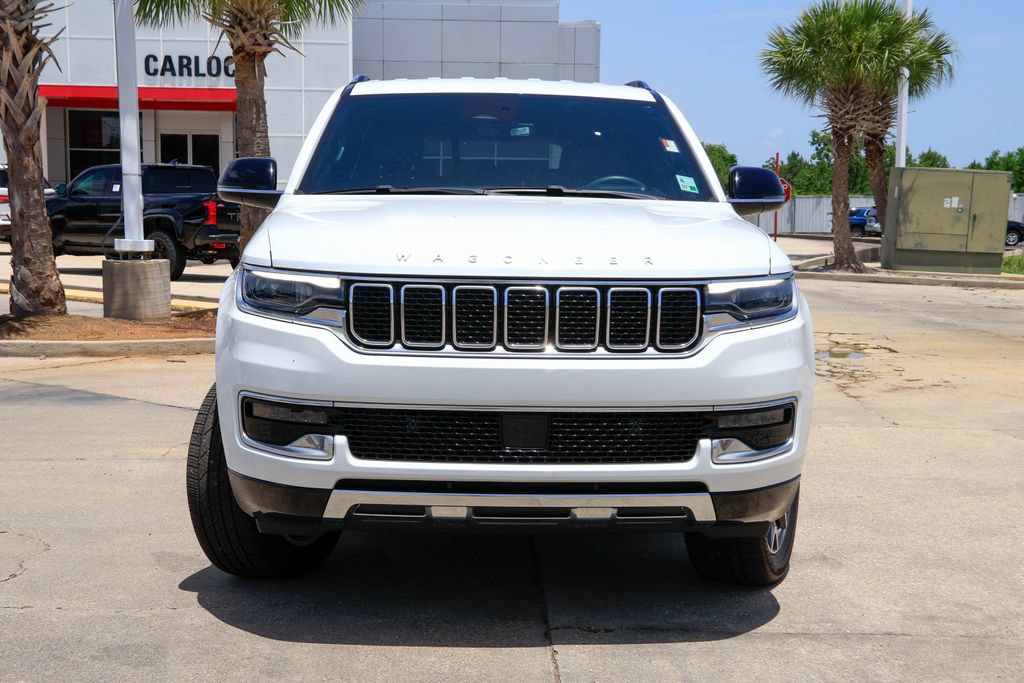 Used 2023 Jeep Wagoneer L Series III w/ Preferred Equipment Group AWD/4WD image 27