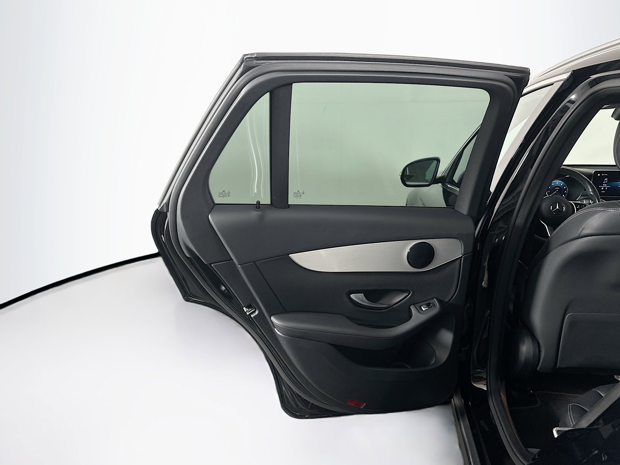 Used 2022 Mercedes-Benz GLC 300 4MATIC w/ Premium Package Lite image 27