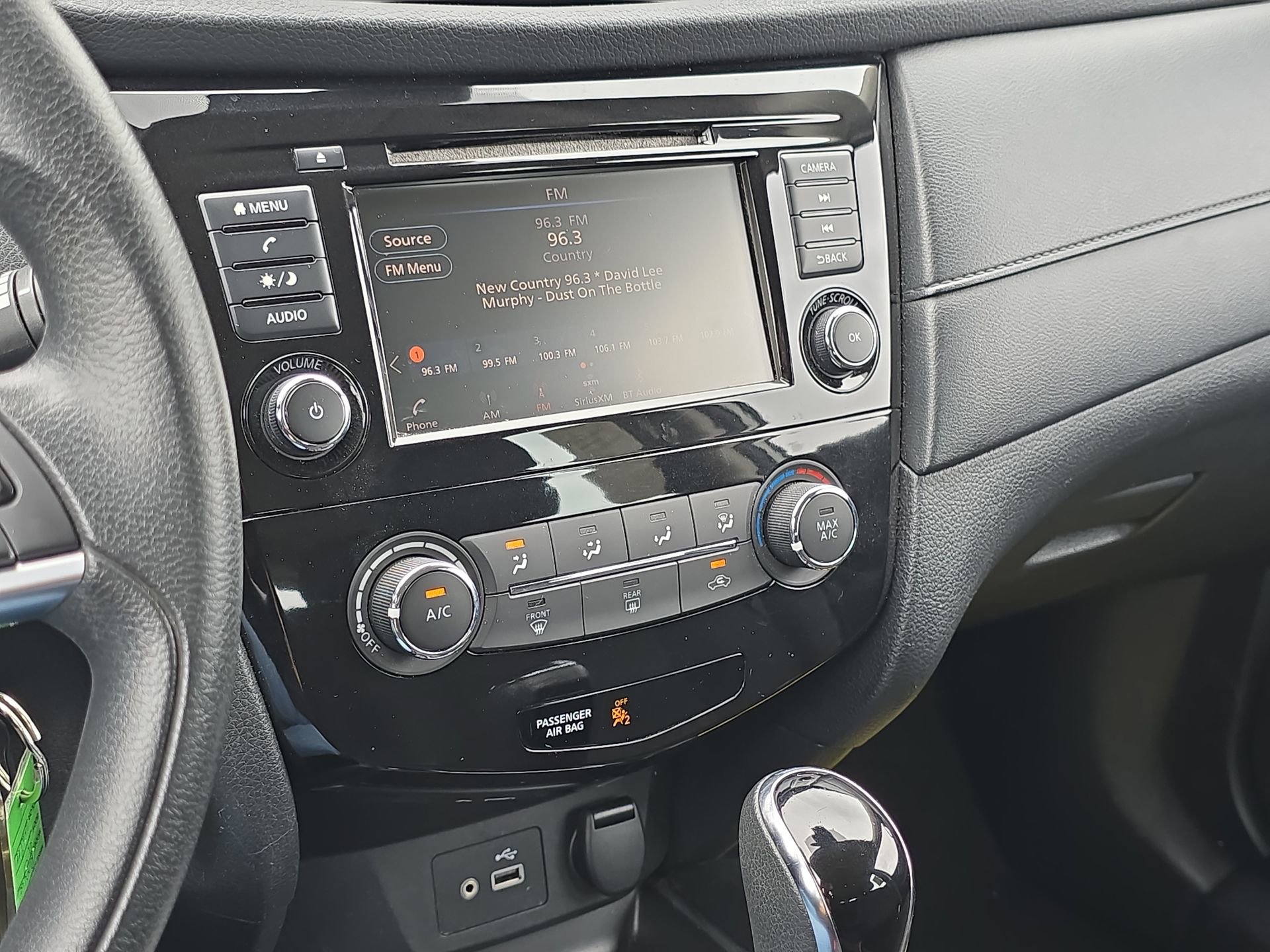 Used 2019 Nissan Rogue S FWD image 14