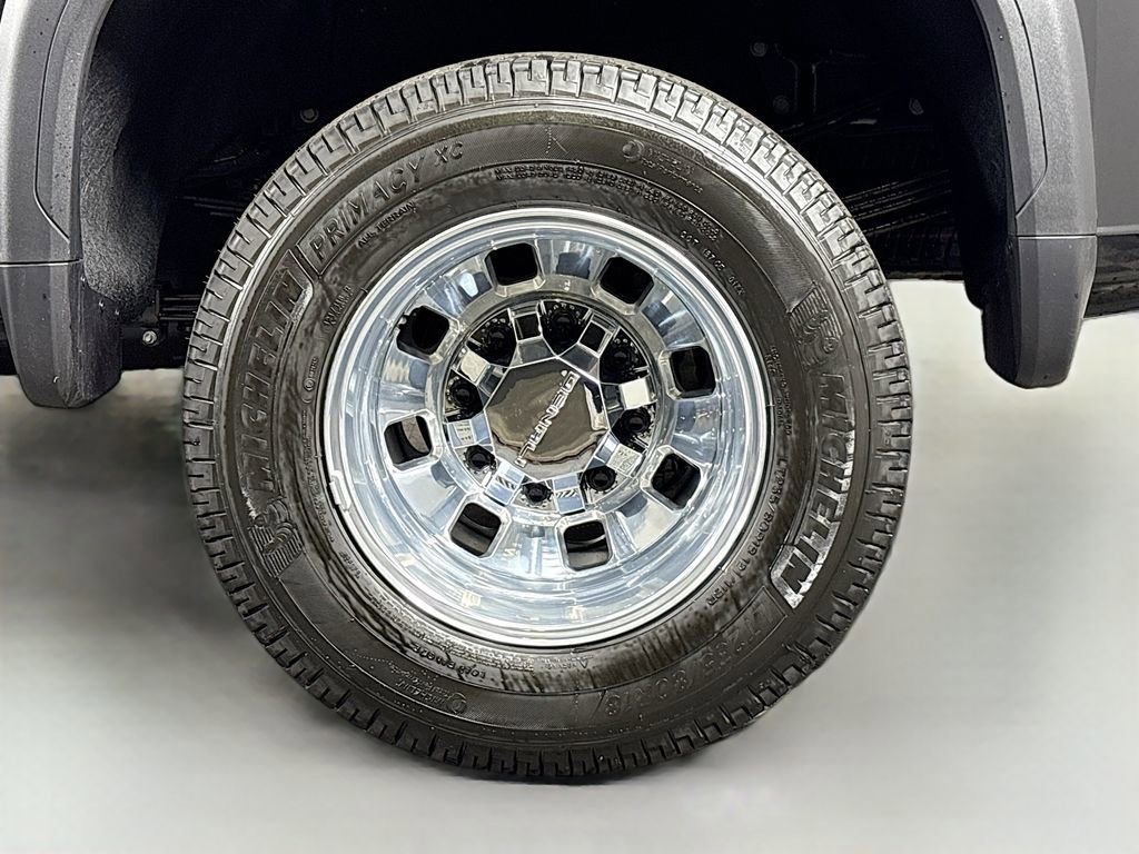 Used 2026 GMC Sierra 3500 Denali Ultimate image 35