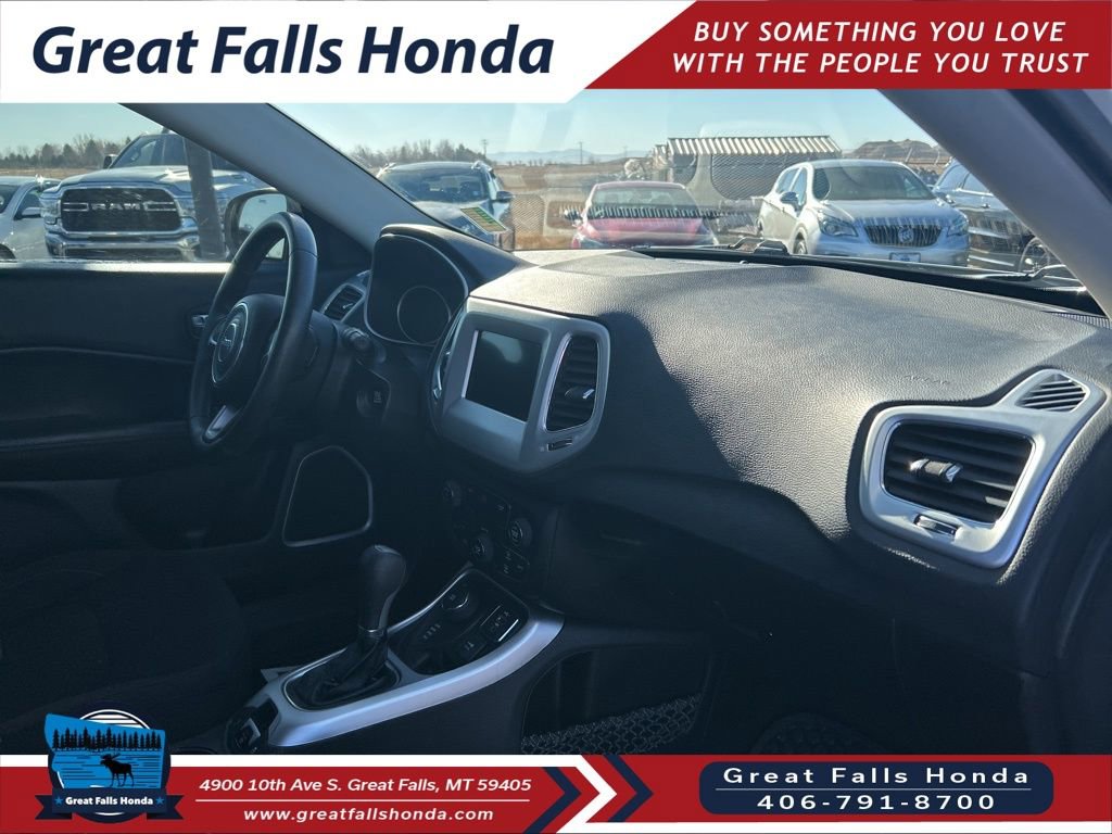 Used 2019 Jeep Compass Sport image 30
