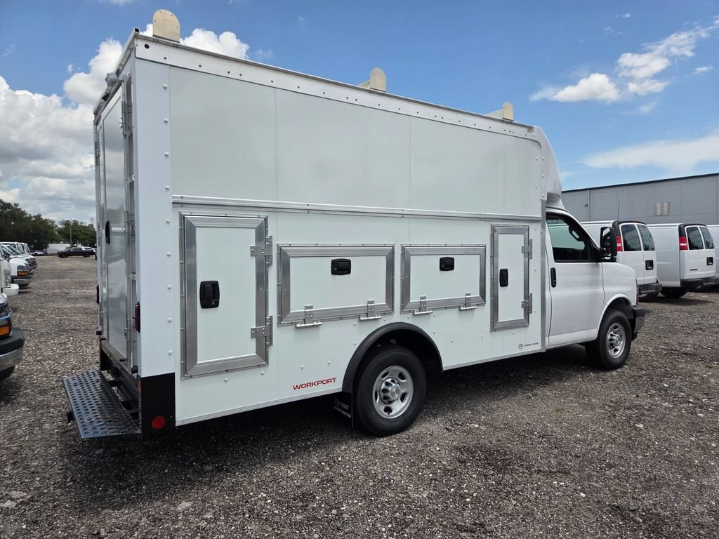 New 2026 Chevrolet Express 3500 w/ Power Convenience Package RWD image 18