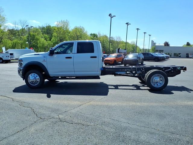 New 2026 RAM 5500 Tradesman AWD/4WD image 4
