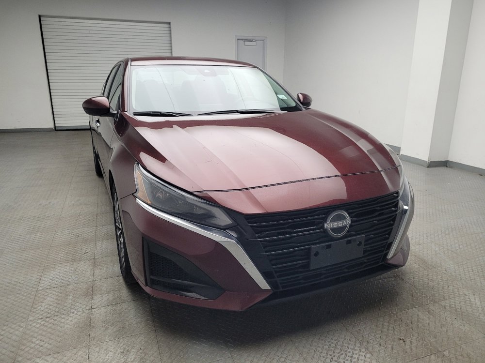 Used 2023 Nissan Altima 2.5 SV image 14