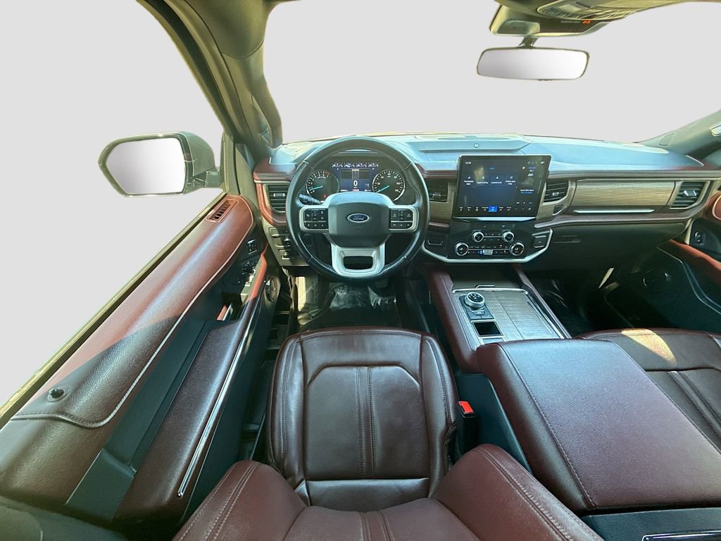 Used 2022 Ford Expedition Limited image 24