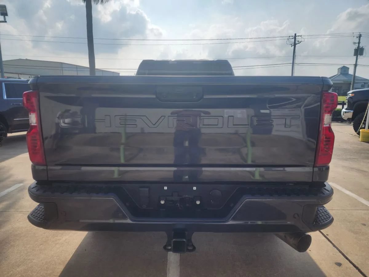 Used 2024 Chevrolet Silverado 2500 LT AWD/4WD image 5