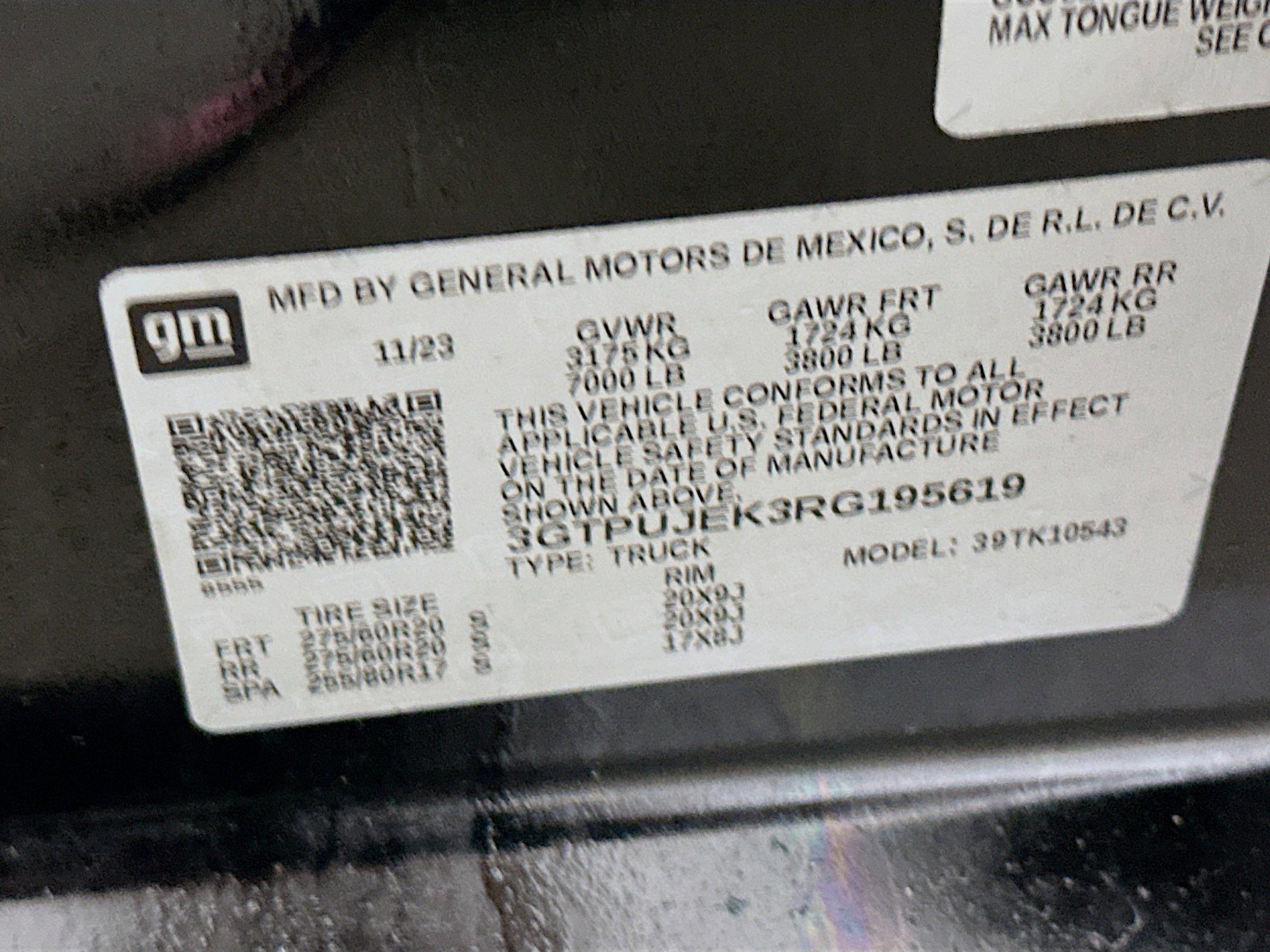 Used 2024 GMC Sierra 1500 Elevation image 12