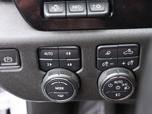 Used 2024 Chevrolet Silverado 2500 High Country w/ Technology Package image 36