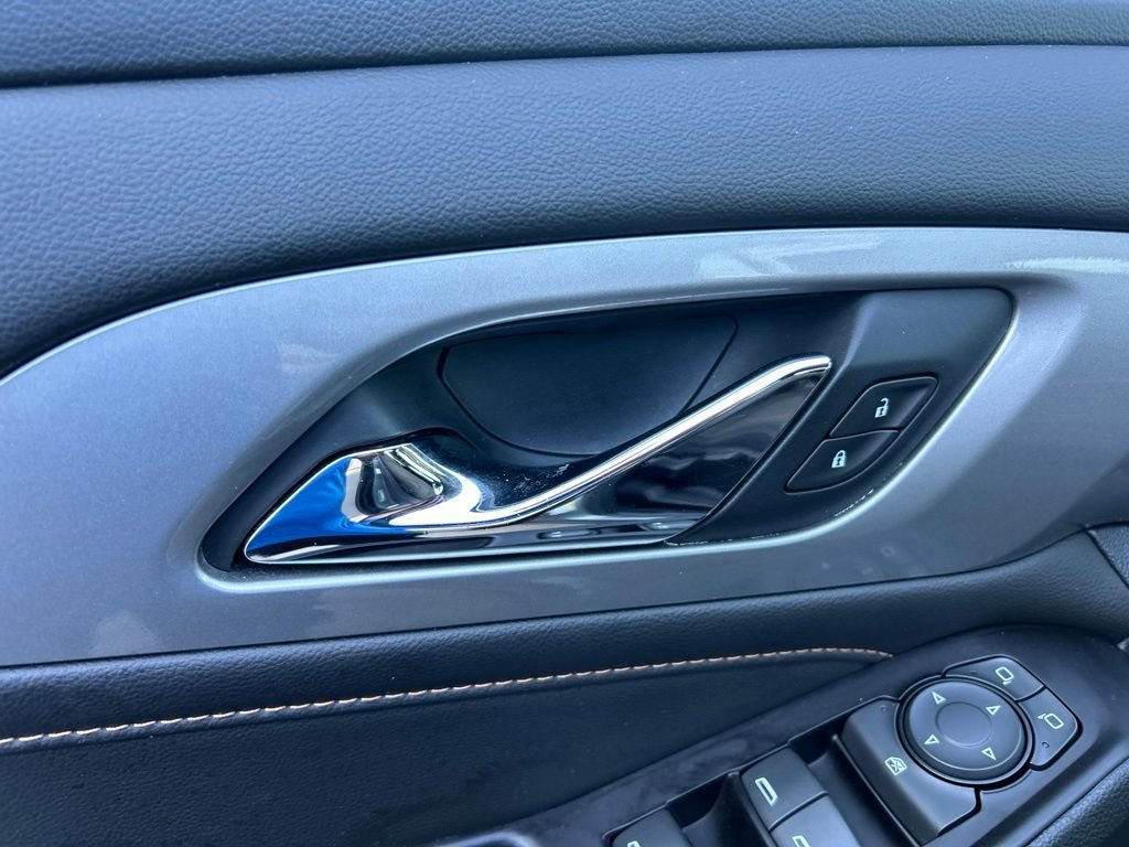Used 2019 Chevrolet Traverse LS FWD image 35
