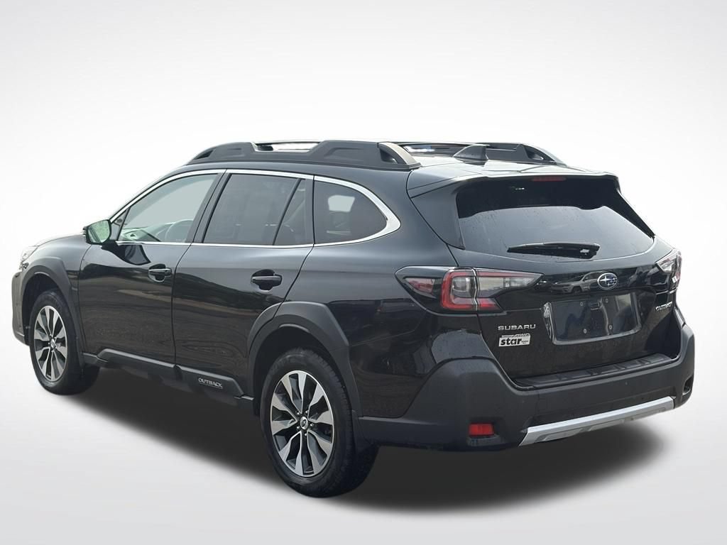 Used 2023 Subaru Outback Limited AWD/4WD image 7