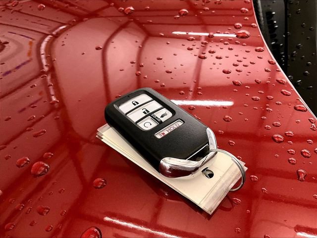 Used 2017 Honda CR-V Touring image 9