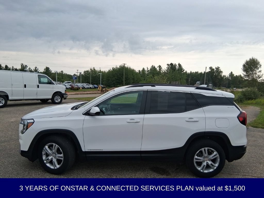 Used 2022 GMC Terrain SLE w/ Driver Convenience Package AWD/4WD image 2