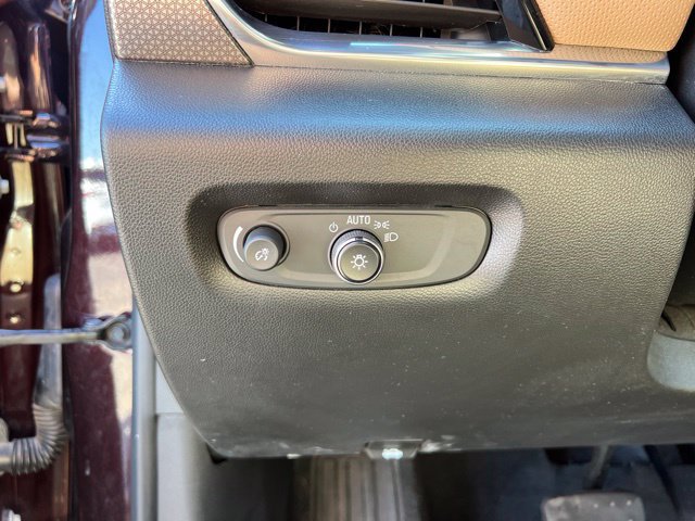 Used 2022 Chevrolet Traverse Premier w/ LPO, Floor Liner Package FWD image 26