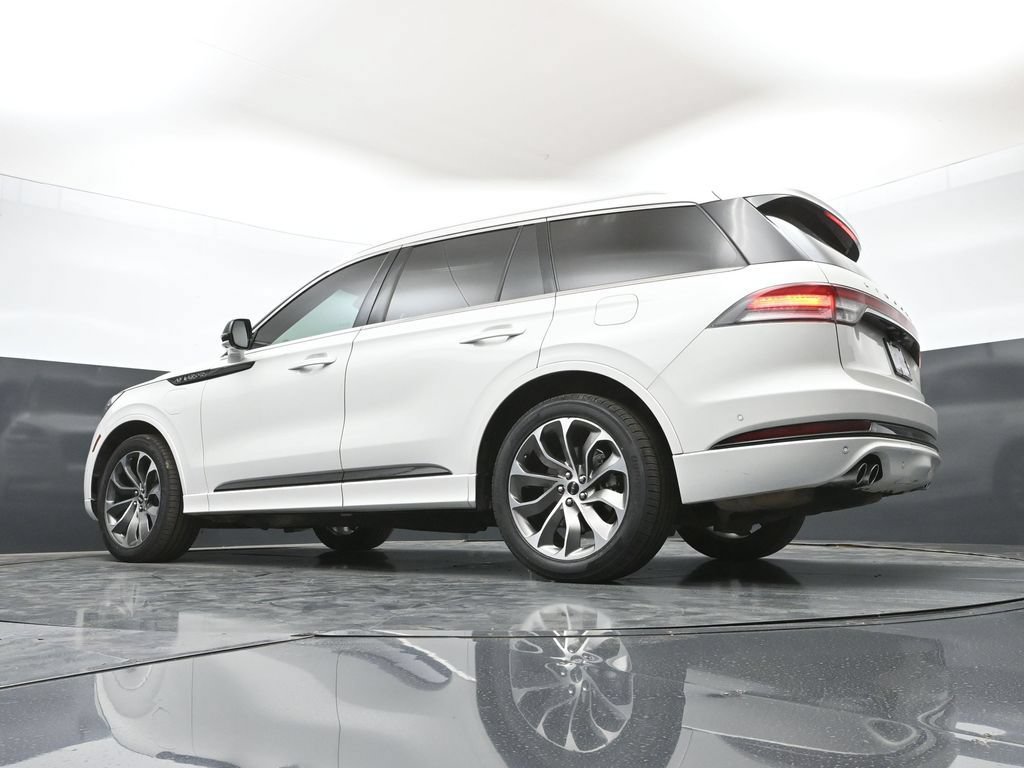 Used 2021 Lincoln Aviator Grand Touring w/ Equipment Group 302A AWD/4WD image 53