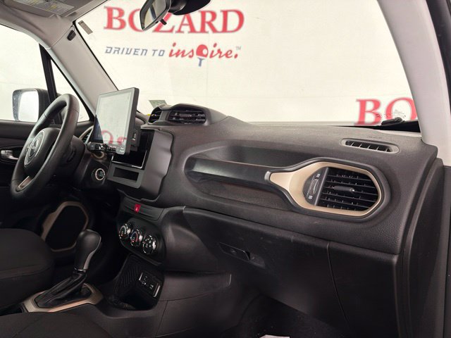 Used 2016 Jeep Renegade Sport w/ Power & Air Group FWD image 33
