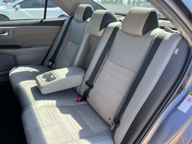 Used 2015 Toyota Camry XSE FWD image 15