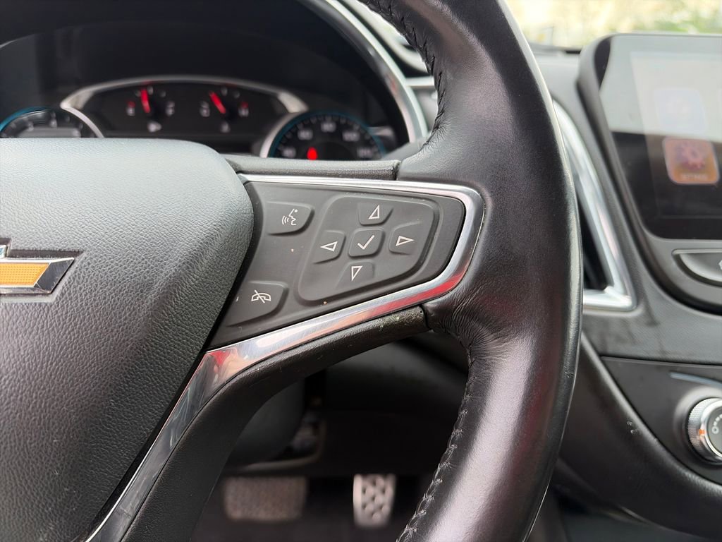 Used 2017 Chevrolet Malibu LT w/ Leather Package FWD image 37
