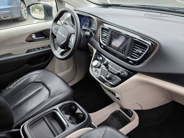 Used 2020 Chrysler Voyager Lxi FWD image 10